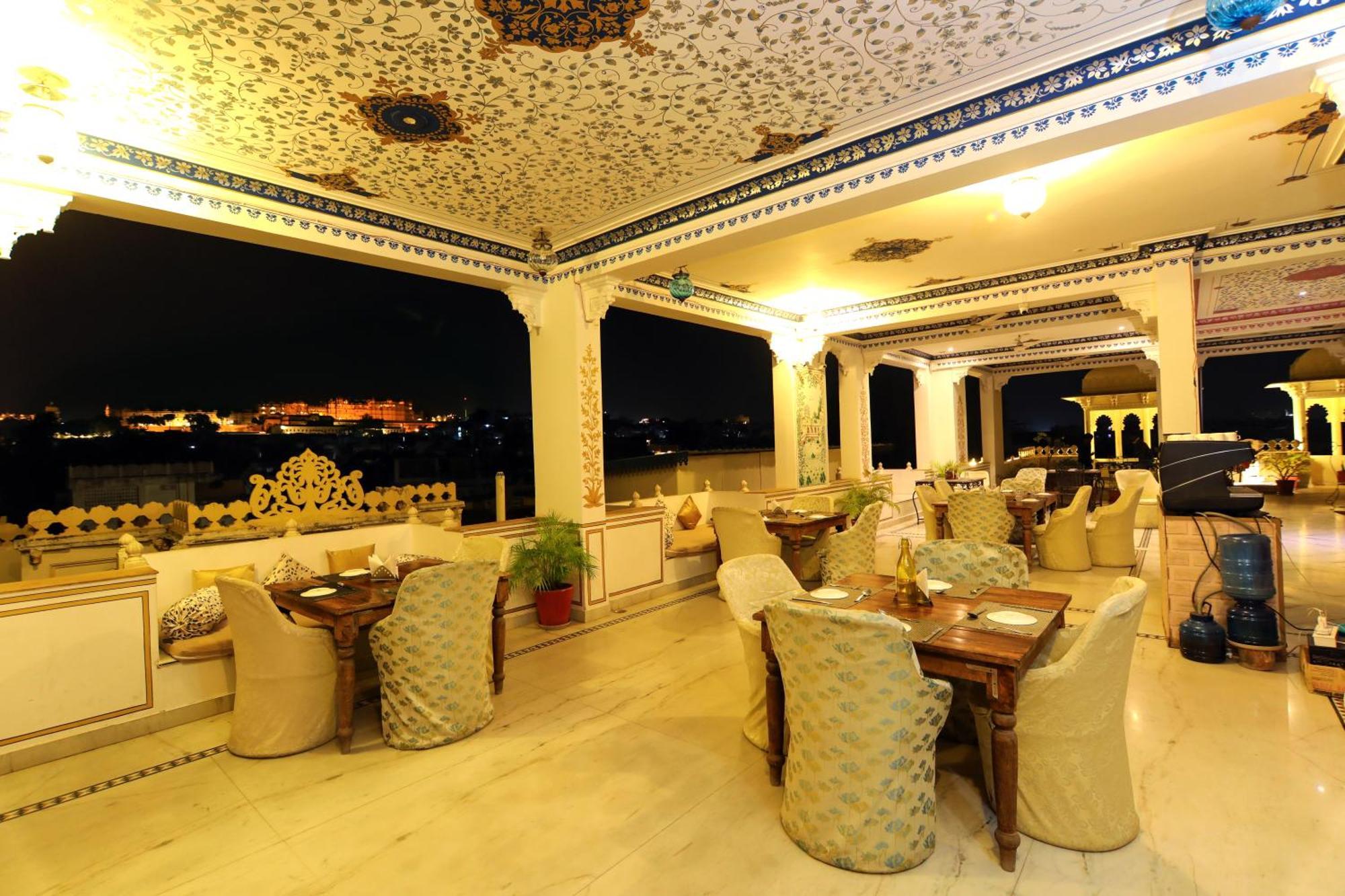 Hotel Boheda Palace Udaipur Buitenkant foto