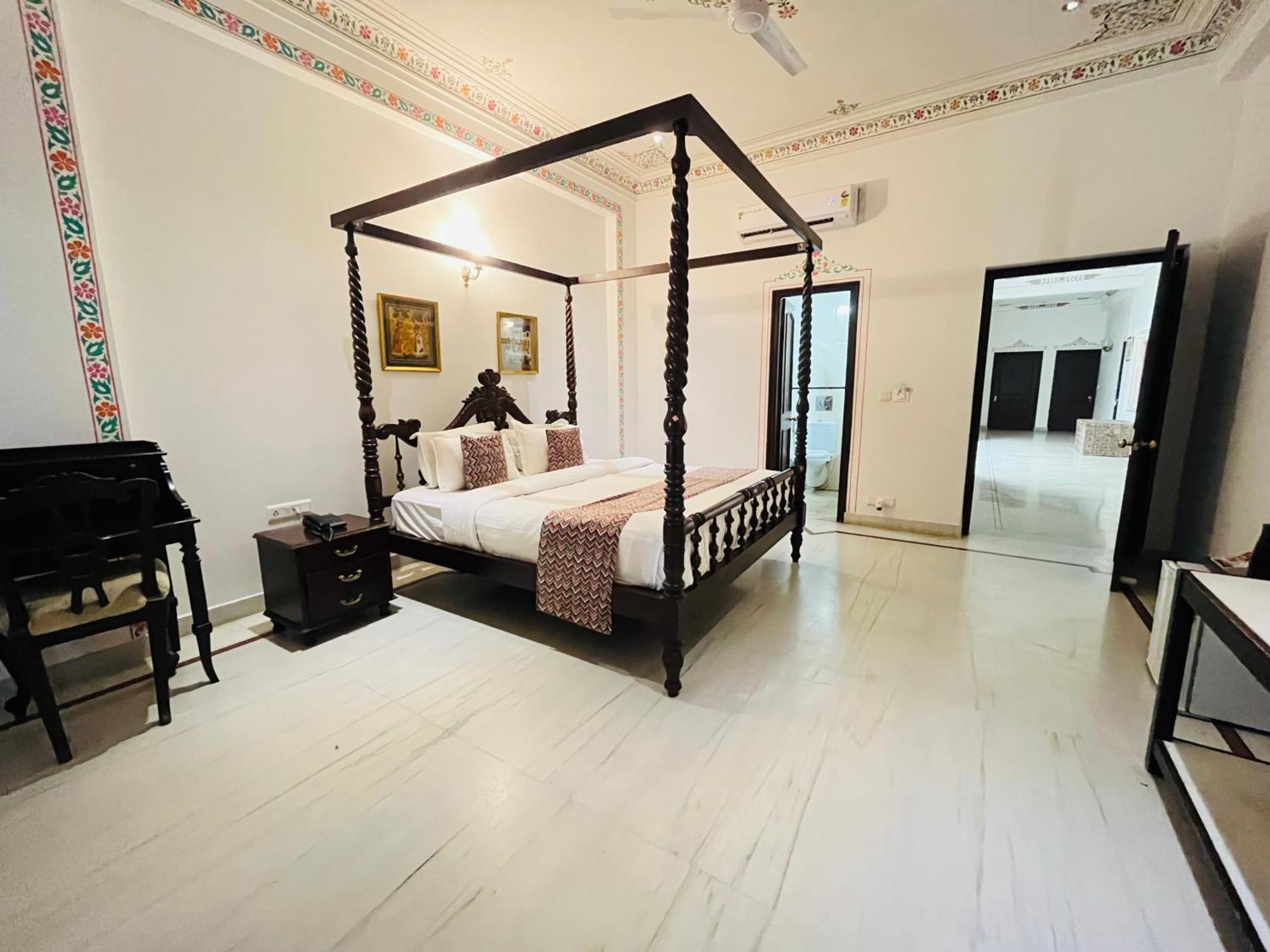 Hotel Boheda Palace Udaipur Buitenkant foto